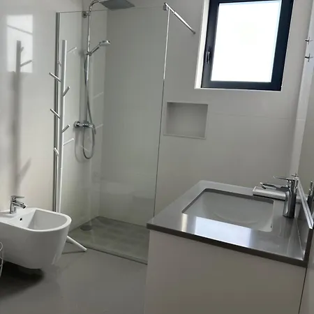 Raphael Views アパート