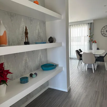 アパート Raphael Views フンシャル