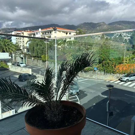 Raphael Views Funchal