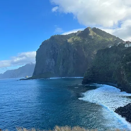 Raphael Views * Фуншал